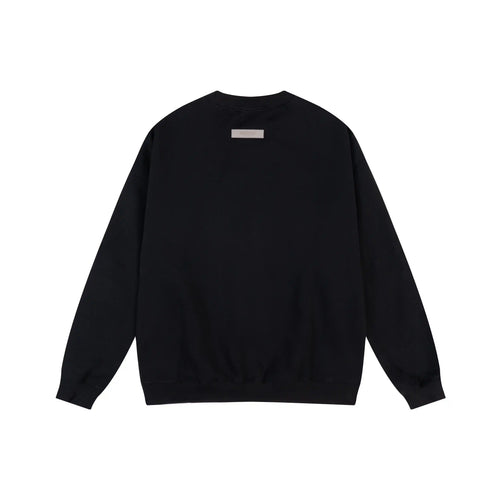 Essentials Black Sweatshirt – Relaxed Streetwear Crewneck